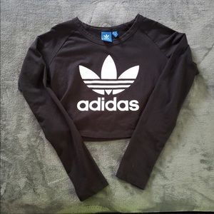 🖤 Black Adidas Long sleeve Crop top 🖤